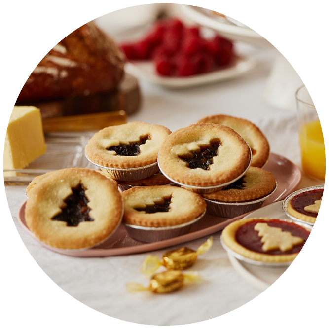 8 Banjo's Gourmet Fruit Mince Tarts on a plate